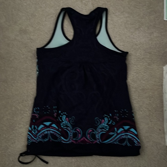 Athleta Sports Top Medium - Picture 4 of 4